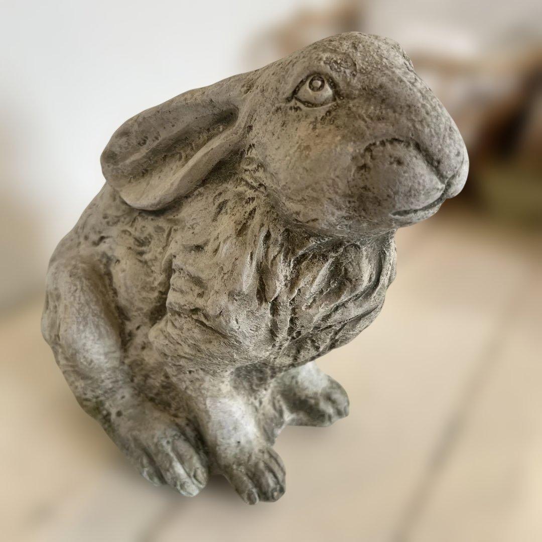 英国ガーデンオーナメントコンクリートウサギ