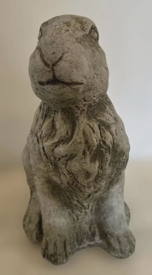 英国ガーデンオーナメントコンクリートウサギ