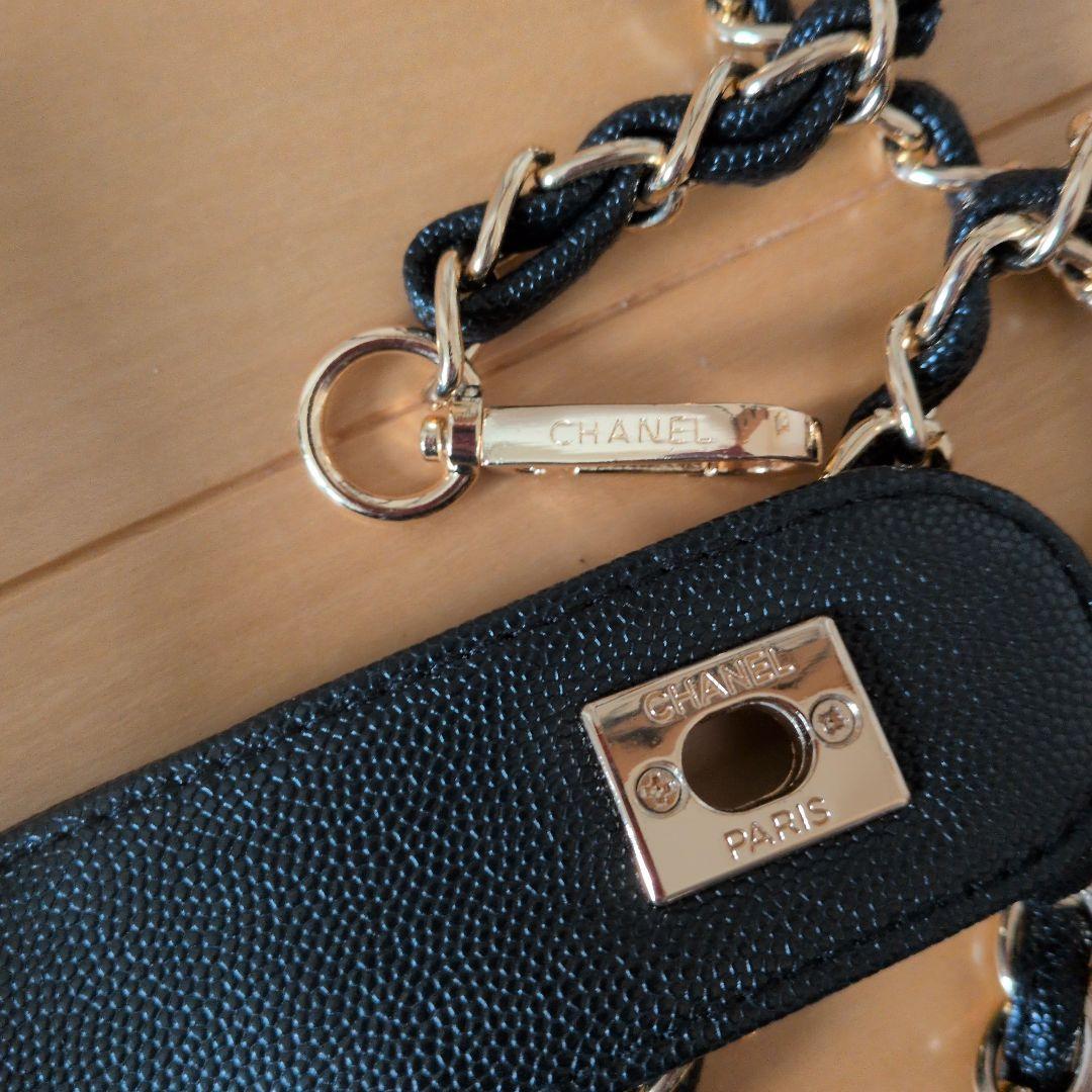 CHANEL ブラックレザーショルダーバッグ　ノベルティ