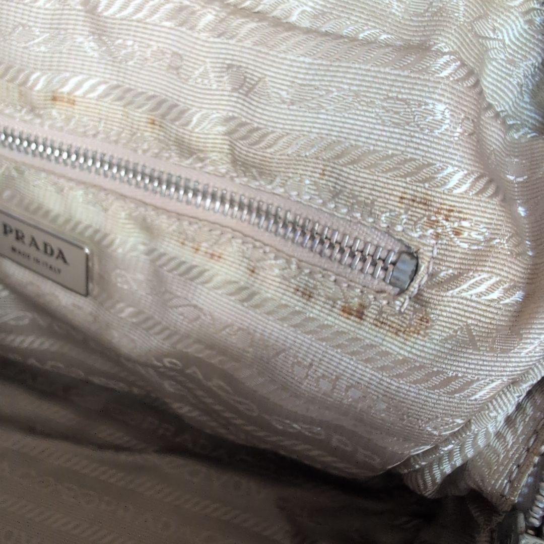 PRADA 　ハンドバッグ レザー　ダイヤル錠付き
