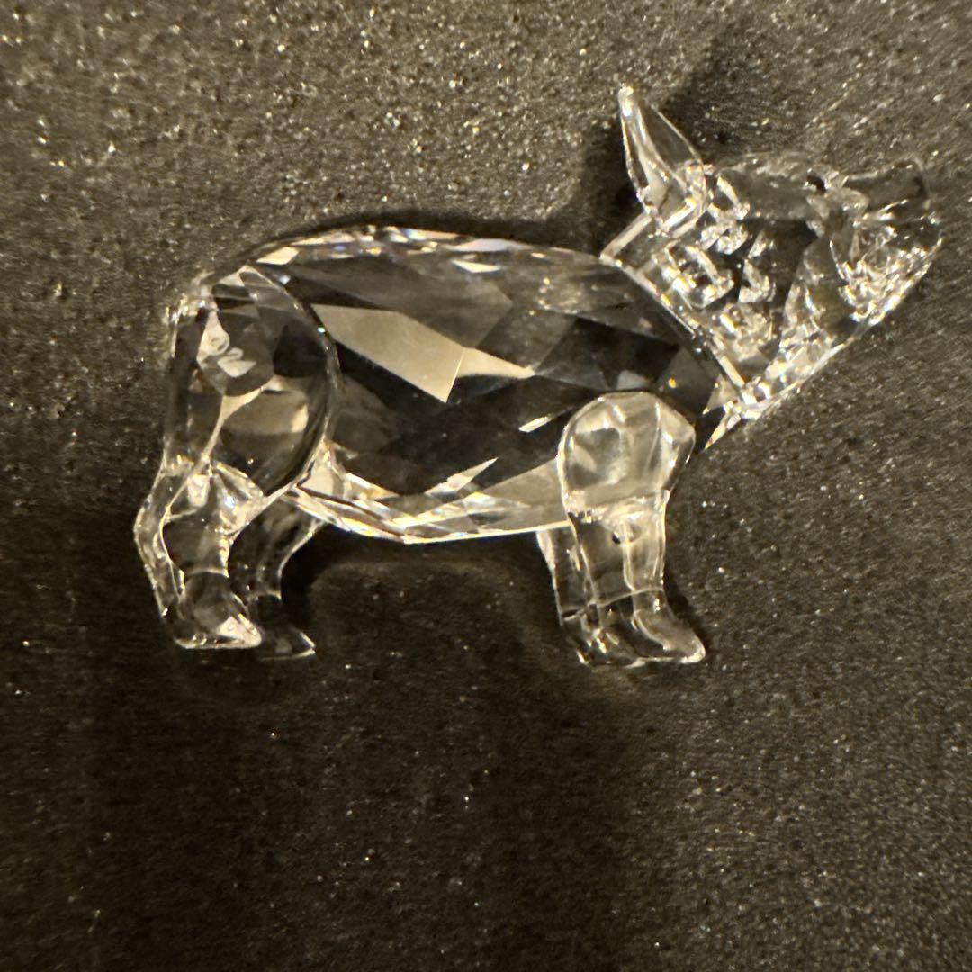 スワロフスキー 子ブタ