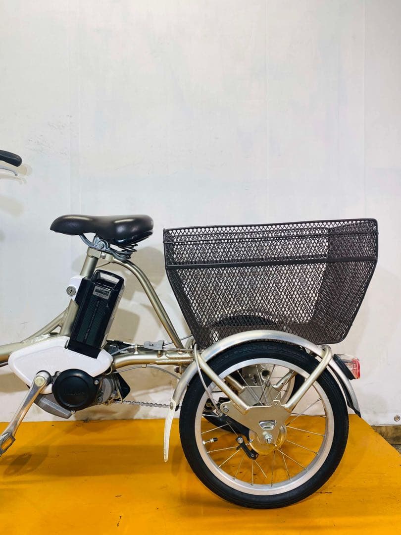 送料無料条件付き　YAMAHA PAS 電動アシスト自転車三輪車(18/16型)