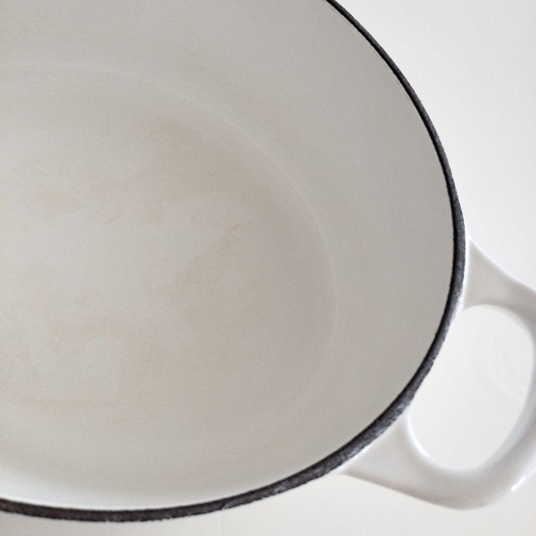 ルクルーゼ　ココットオーバル25cm ホワイト