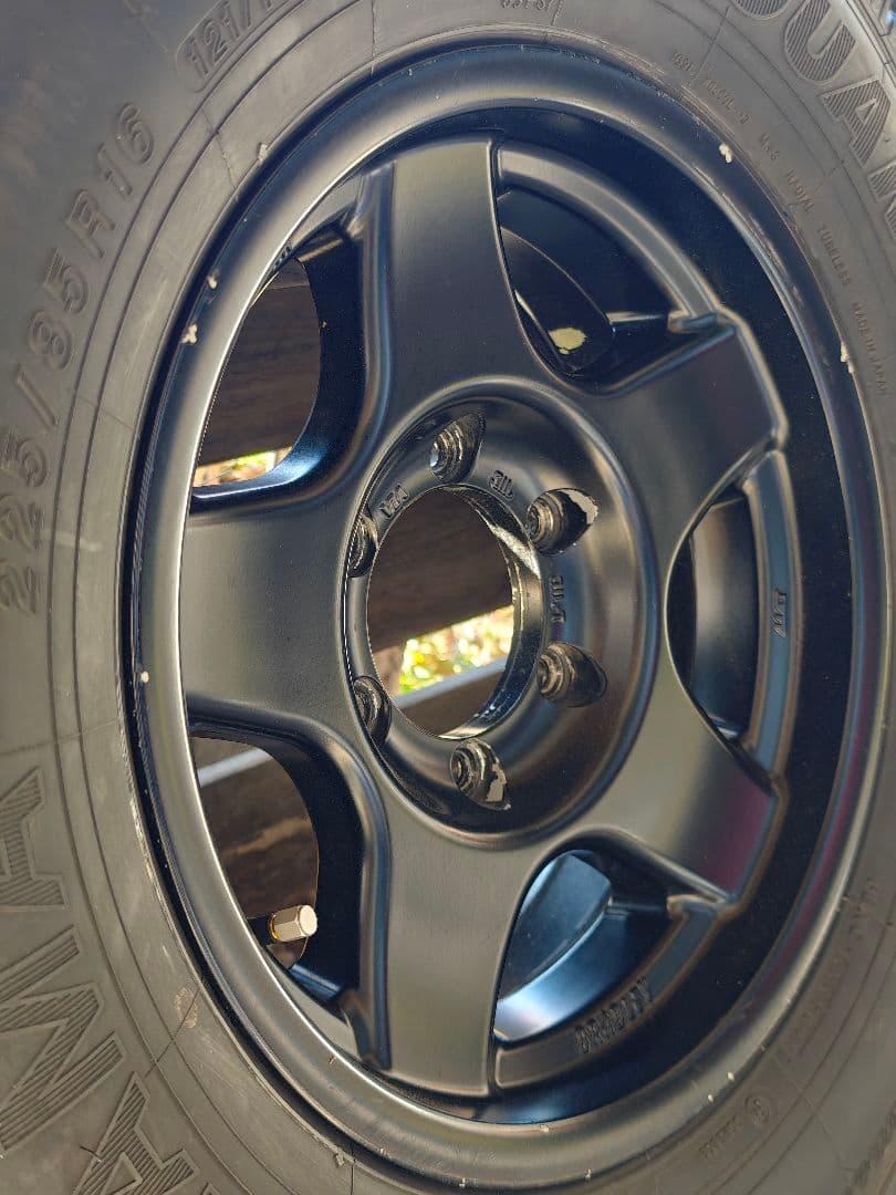 ブラッドレーv　16×6.5j -5 スタッドレス　225/85r16