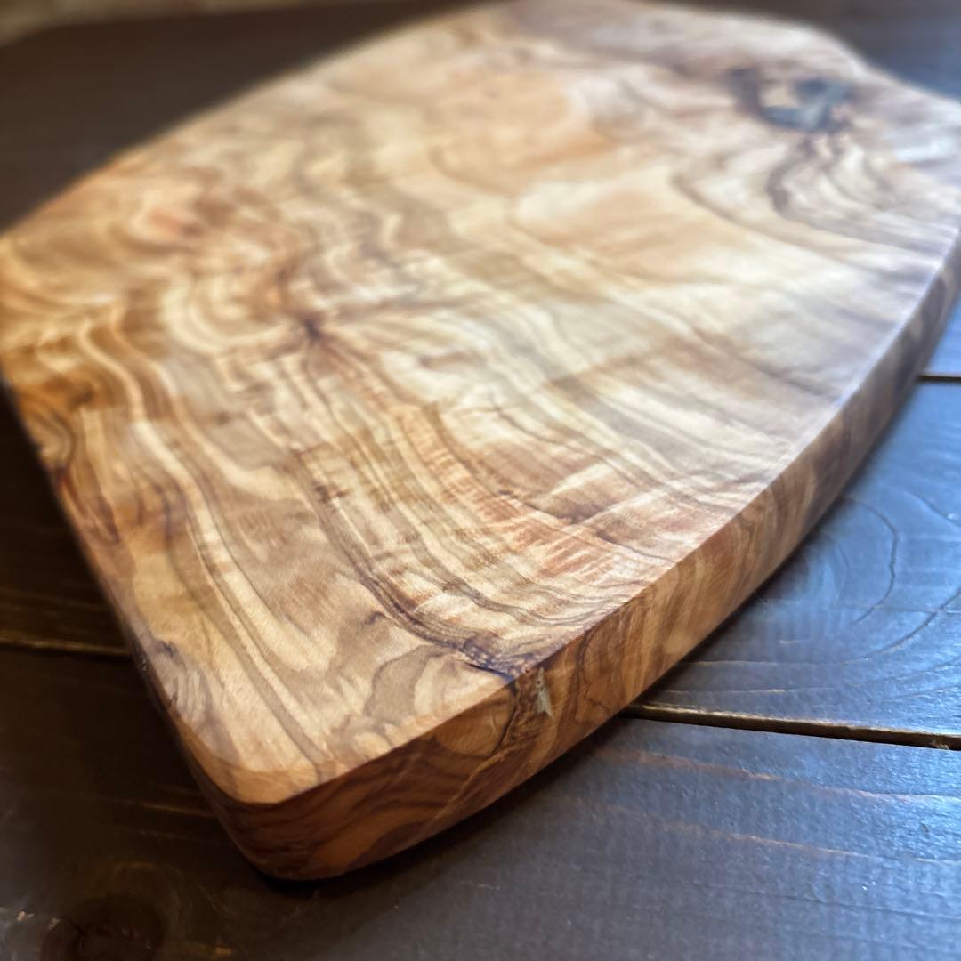 オリーブの木　まな板　超幅広+持ち手付