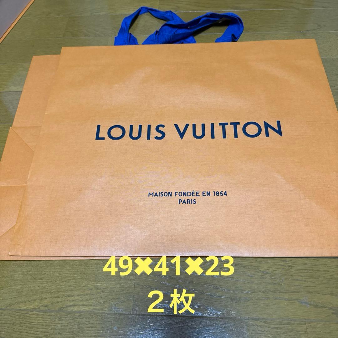 LOUIS VUITTON ギフトボックス　ショッパー他