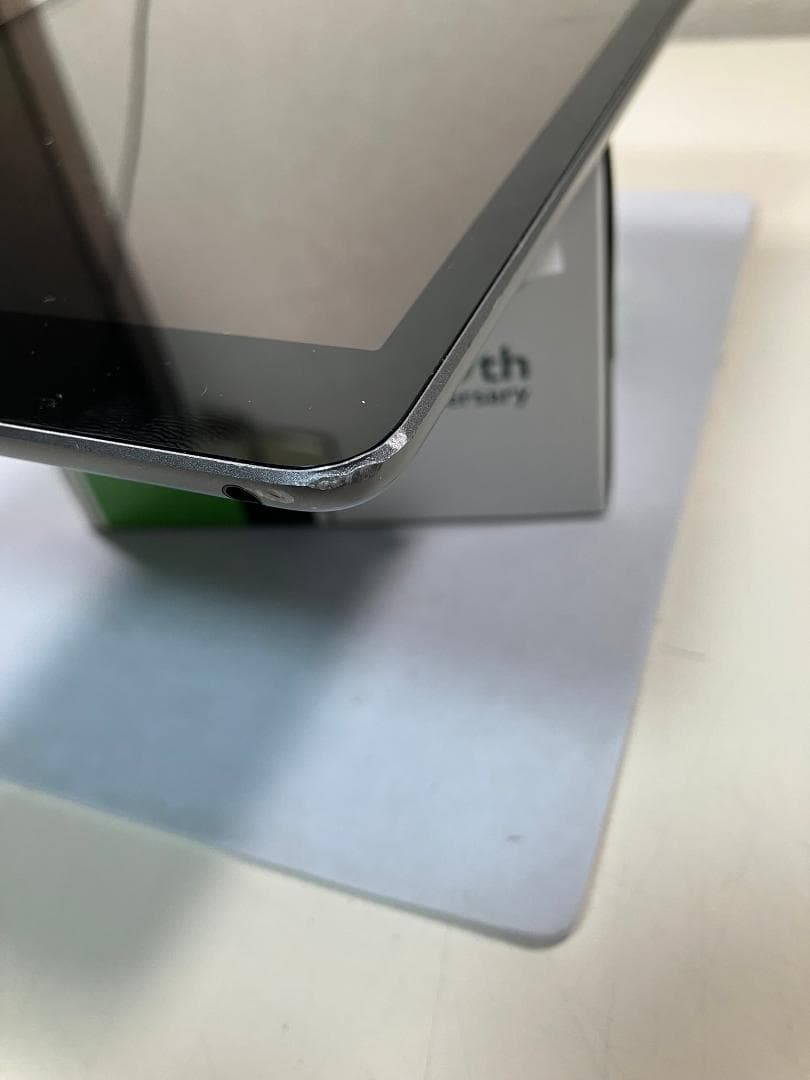 iPad 第8世代　128GB グレー　Wi-Fiモデル　カバーガラス付