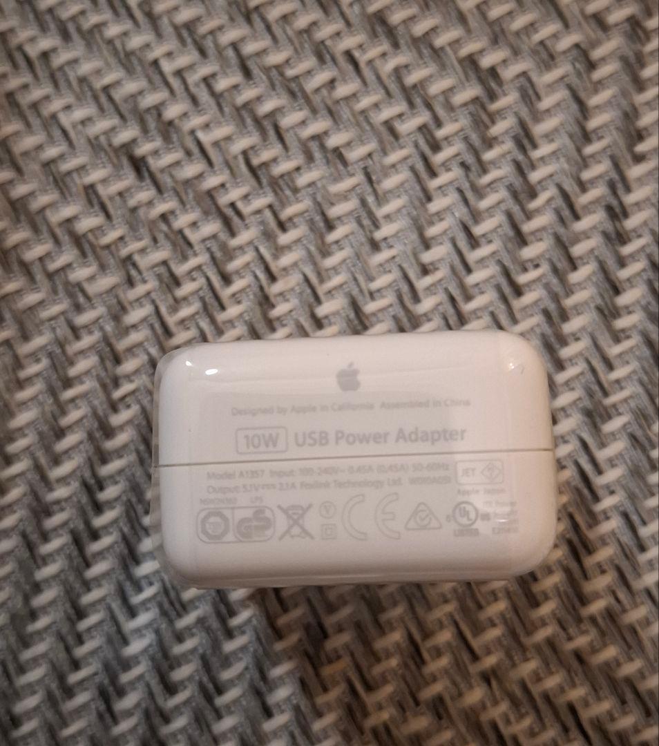 iPad 第6世代 9.7インチ Wi-Fiモデル 32GB MR7F2J/A