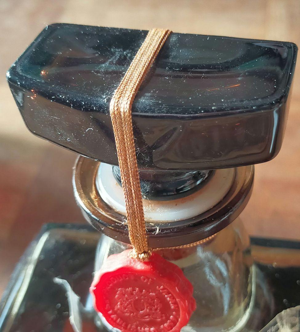 ★　古酒新品未開封サントリーリミテッドのウイスキー　ロイヤルシリーズ四十年