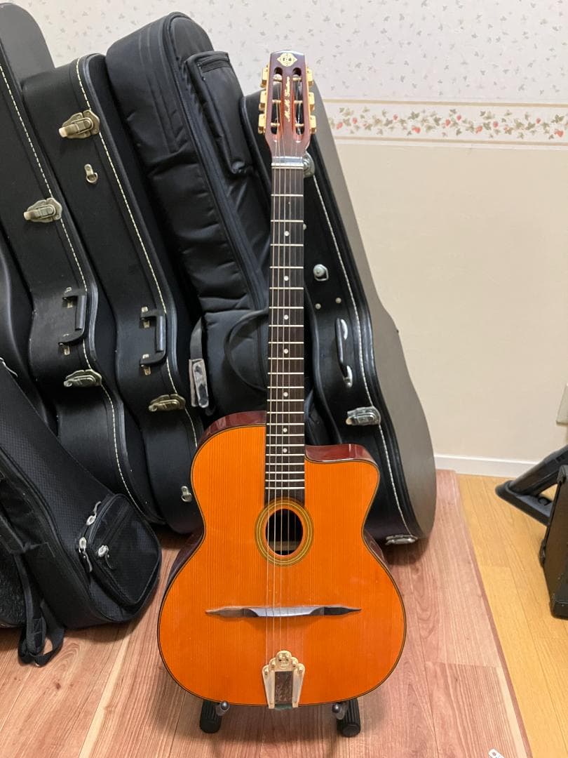 ARIA MM-20 DLX　ジプシージャズ　ギター　ハードケース付属