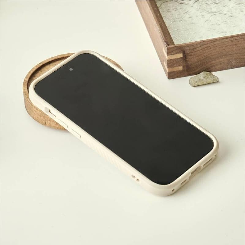 ミッキーマウス iPhone スマホケース　MagSafe 対応