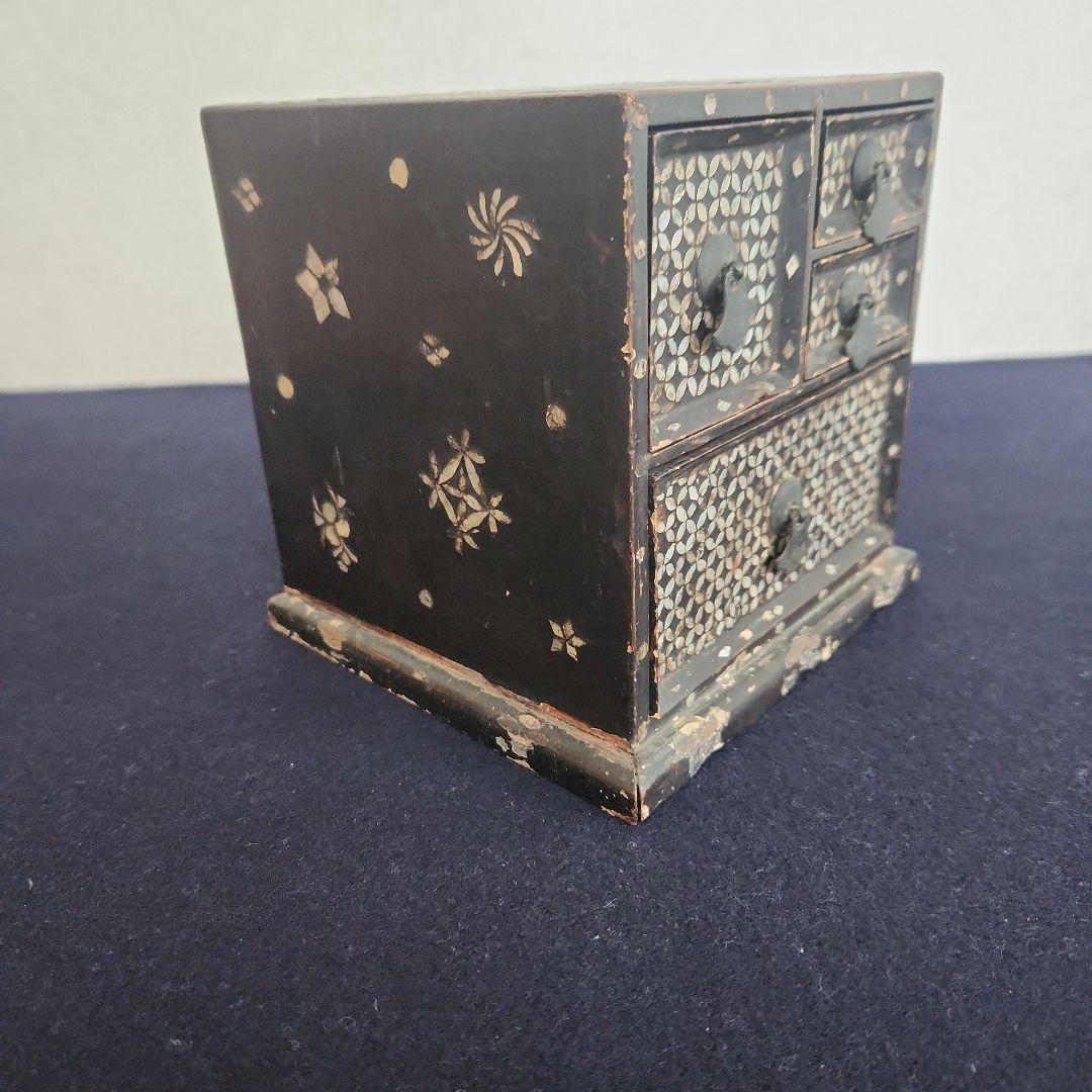 李朝‥螺鈿小引き出し