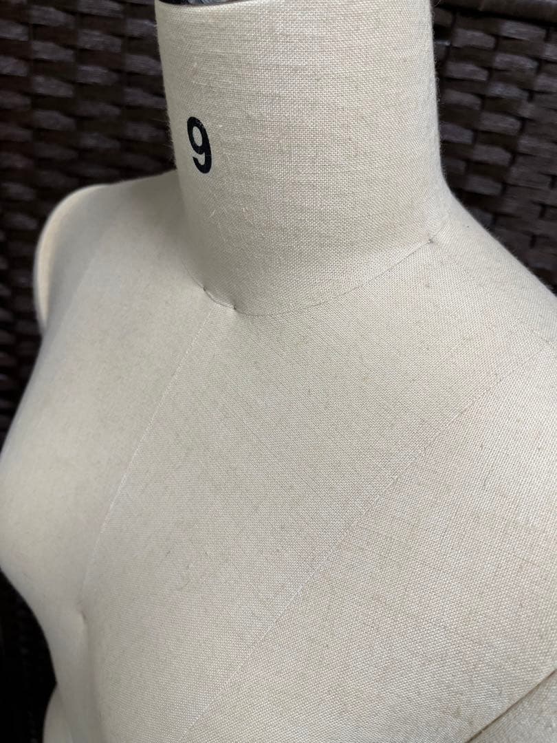 七彩 NANASAI 裁断用 ナチュラルヌードボディ 9号 MT-20 マネキン