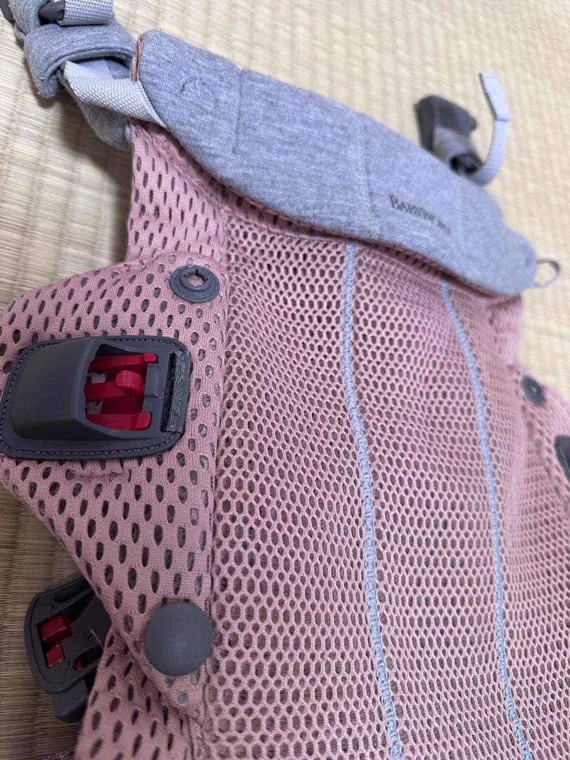 【美品・保証残半年・箱付き】BabyBjorn HARMONY ダスティピンク