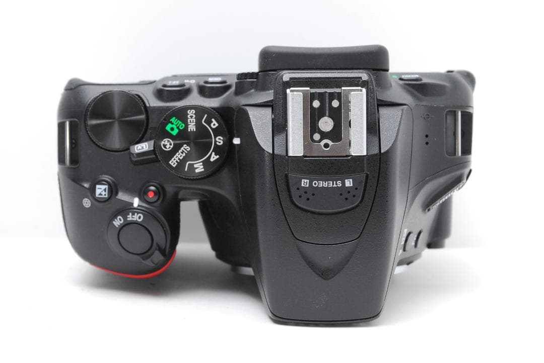 【使用感極少　ダブルレンズ】　Nikon D5600　WiFi搭載　スマホ転送