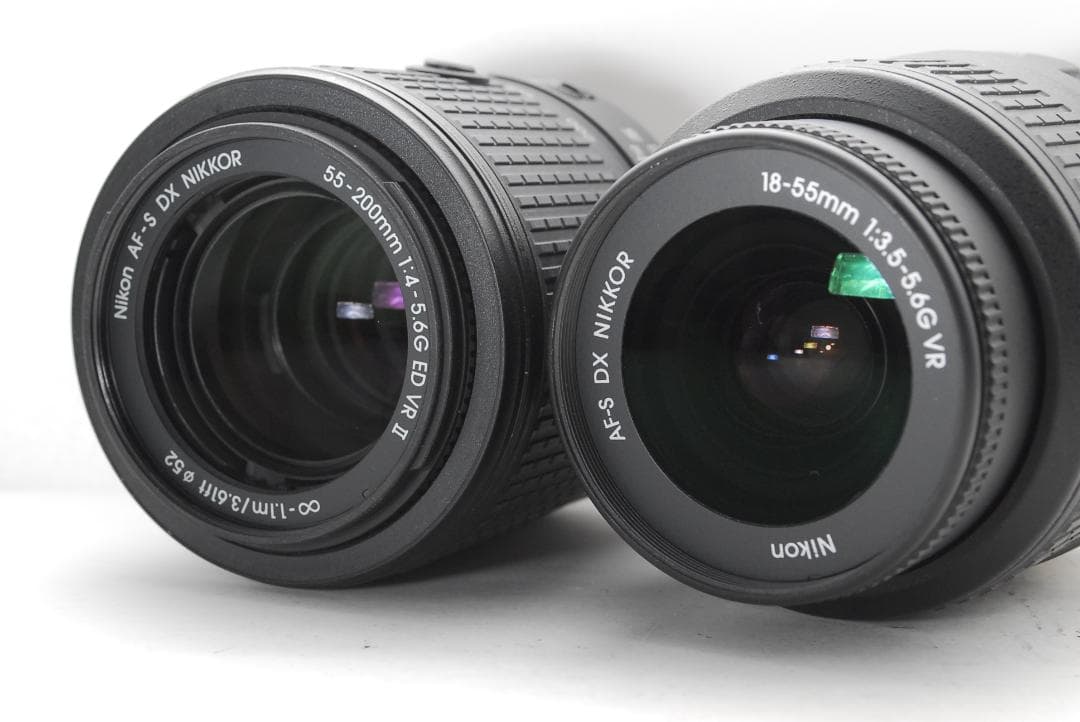 【使用感極少　ダブルレンズ】　Nikon D5600　WiFi搭載　スマホ転送