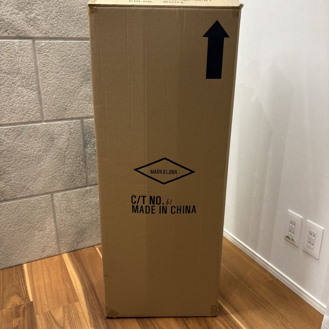 【新品】MARK & LONA GOLF キャディバッグ　ホワイト　9型