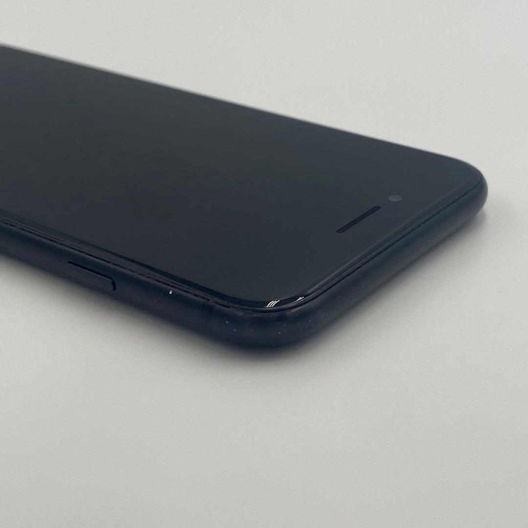 Apple iPhone SE 64GB (MHGP3J/A) 美品 ブラック