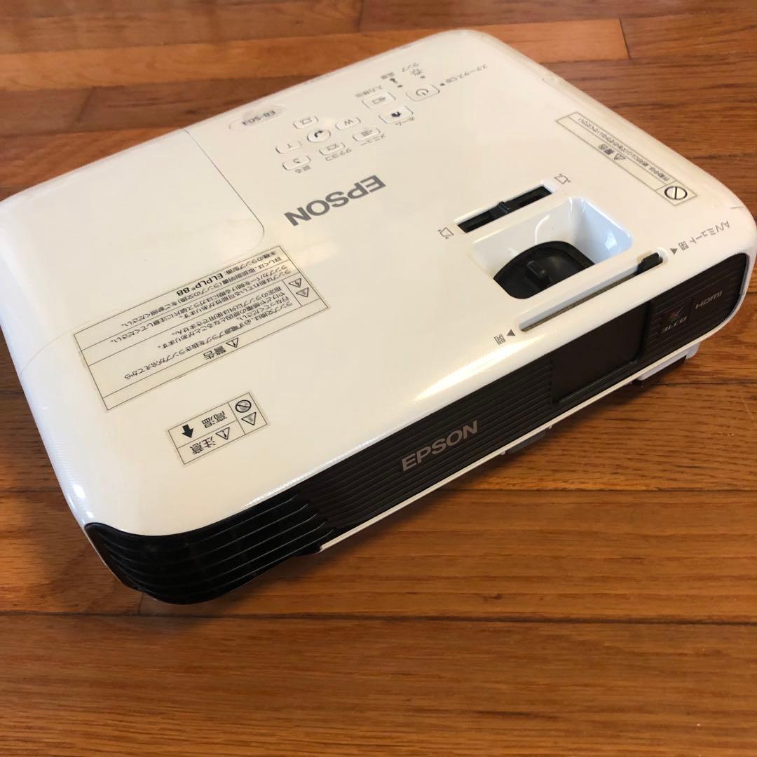ゆーま様 EPSON プロジェクター EB-S04 動作品(^^)