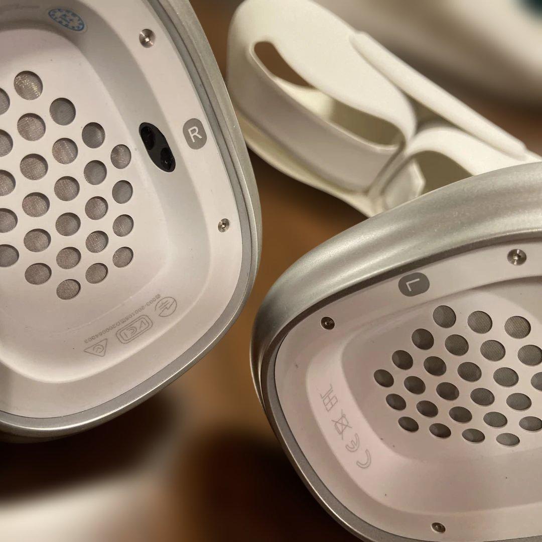 AirPods MAX シルバー ワイヤレスヘッドホン　 本体 ケース付き箱無し