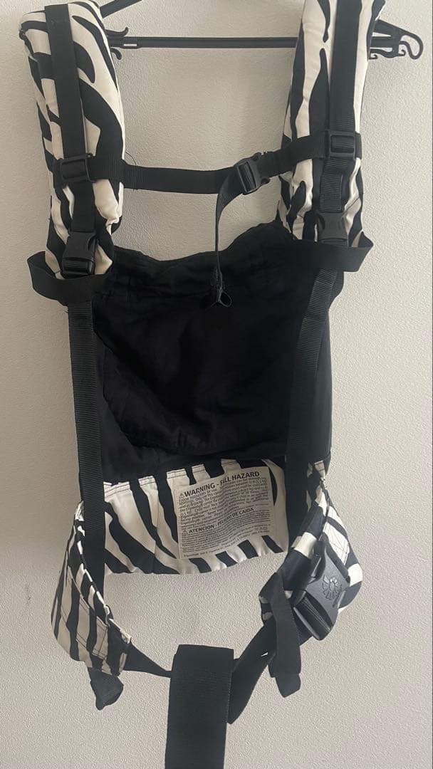 エルゴベビー ergoゼブラ柄抱っこ紐