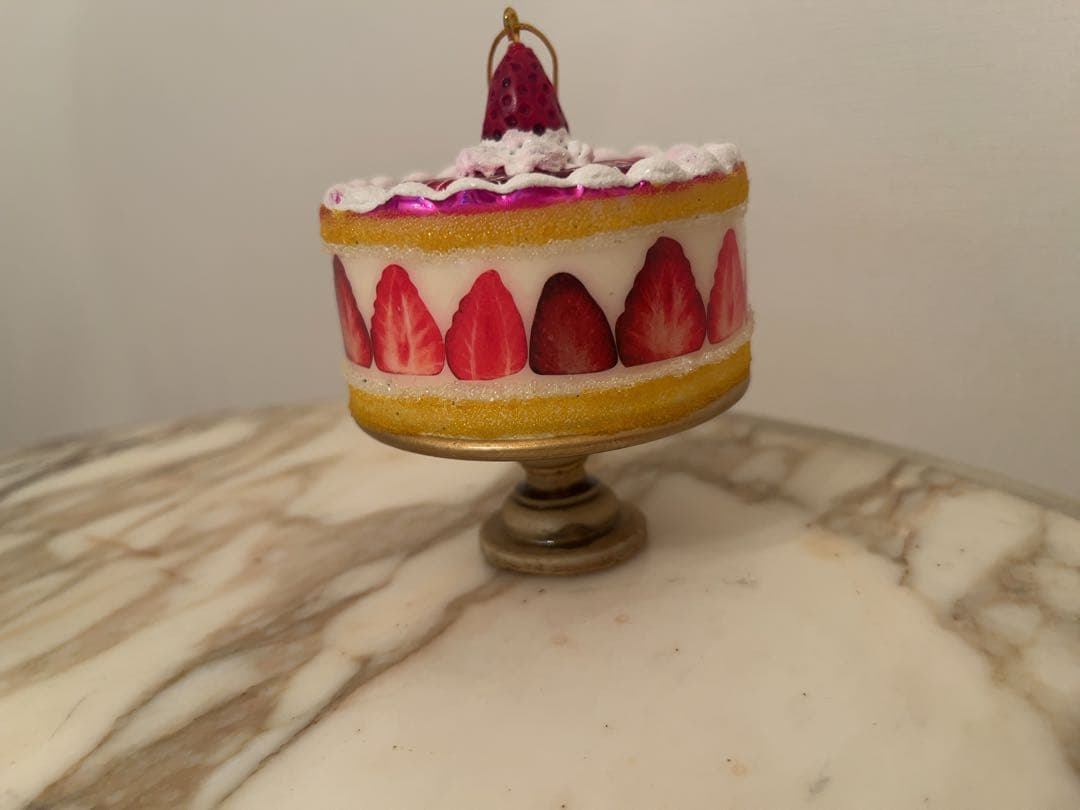 アスティエ　astierdevillatte オーナメント　イチゴ　ケーキ