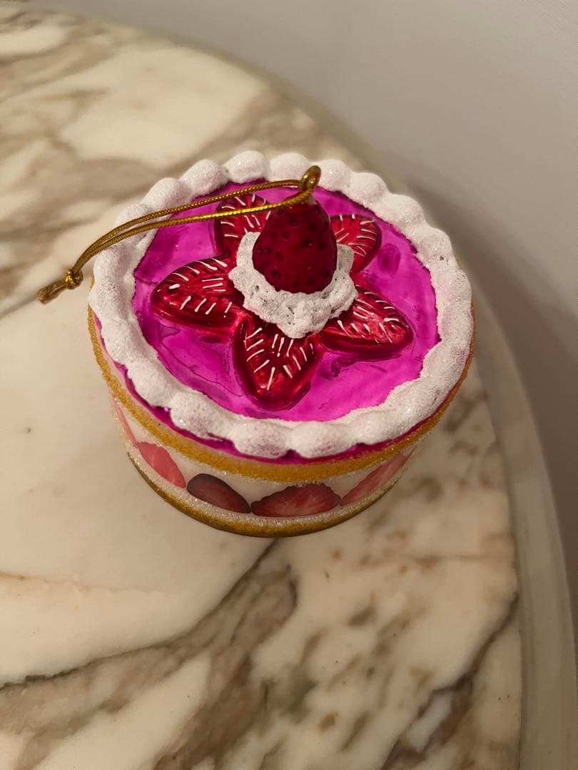 アスティエ　astierdevillatte オーナメント　イチゴ　ケーキ