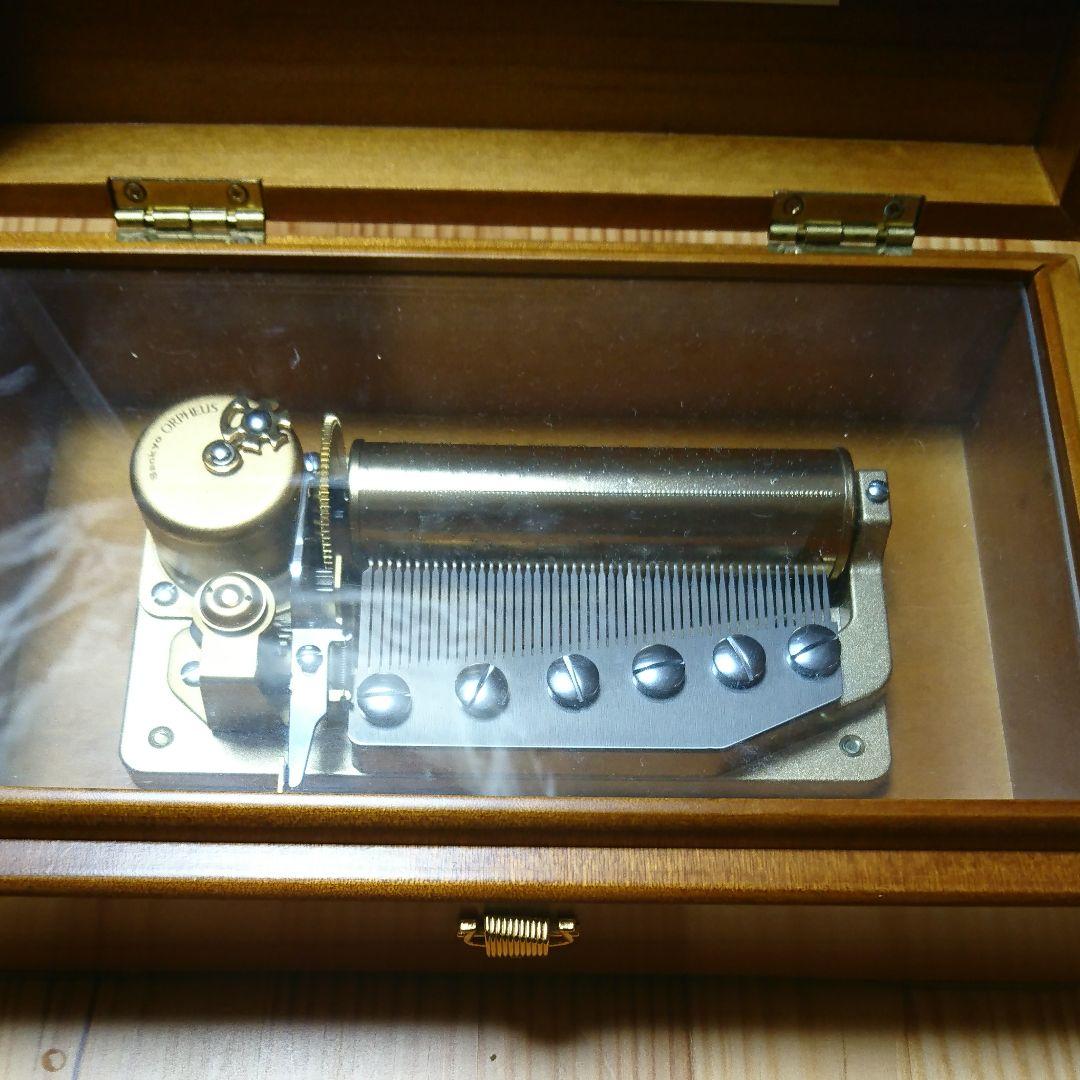 美品【Sankyoオルゴール有名ブランド】 木製箱オルゴール  ビートルズ