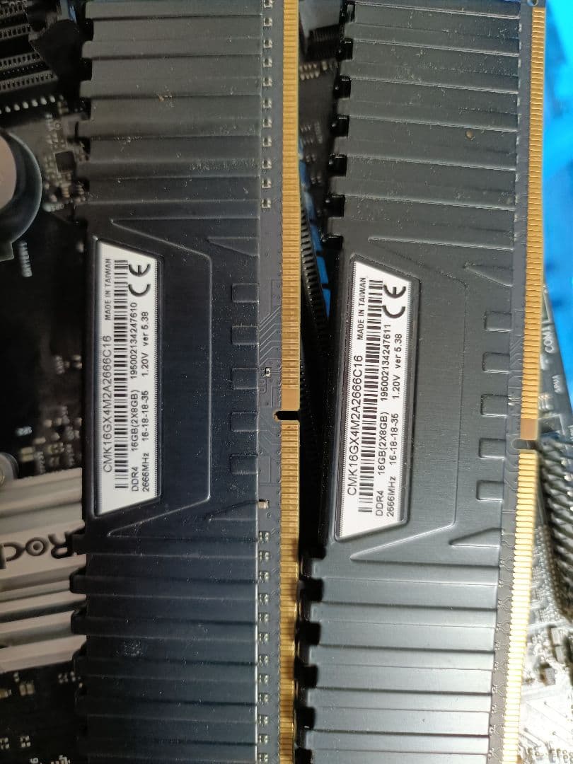 i5-9400F H310CM-HDV/M.2 マザボ DDR4メモリ8G×2