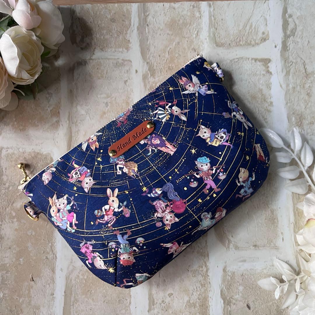 toocoページ　巾着トートバッグ、ぷっくりポーチ