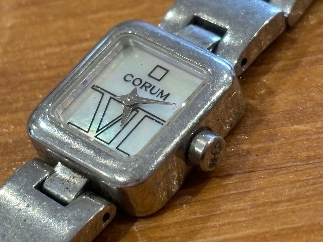 CORUM 腕時計