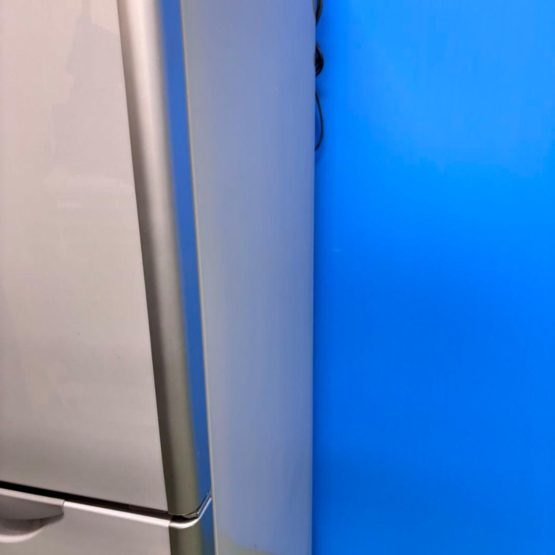 583 日立　大型冷蔵庫　スリム 200L強　自動製氷　右開き　1〜2人暮らし