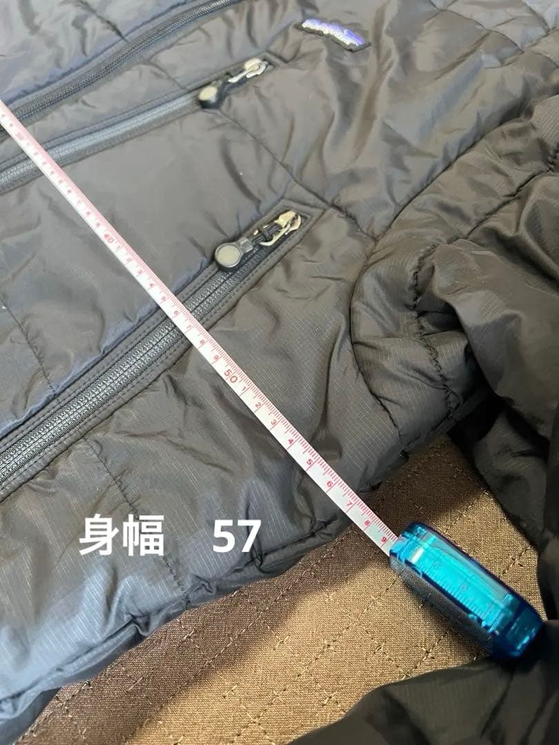F*1様 patagonia ブラック ナイロンジャケット Sサイズ　日本Ｌ