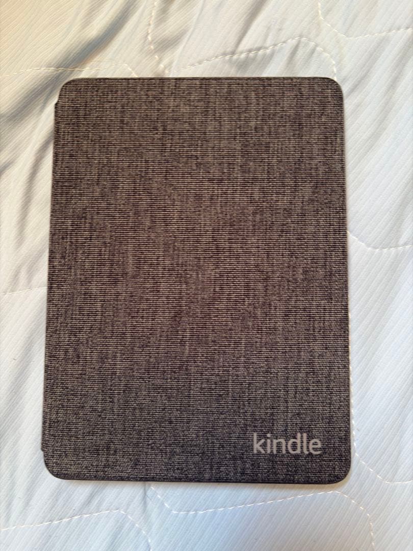 Kindle Paperwhite 12世代　16GB 純正カバー付き