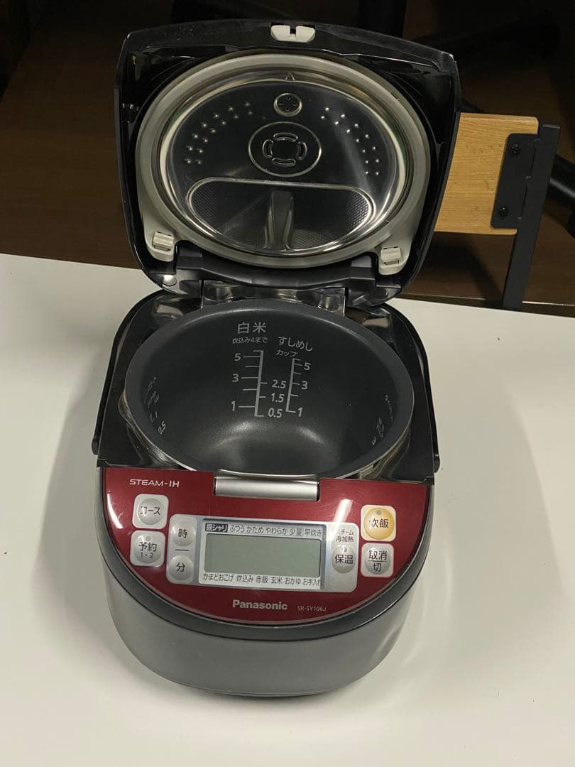 Panasonic スチームIH 炊飯器 SR-HT105