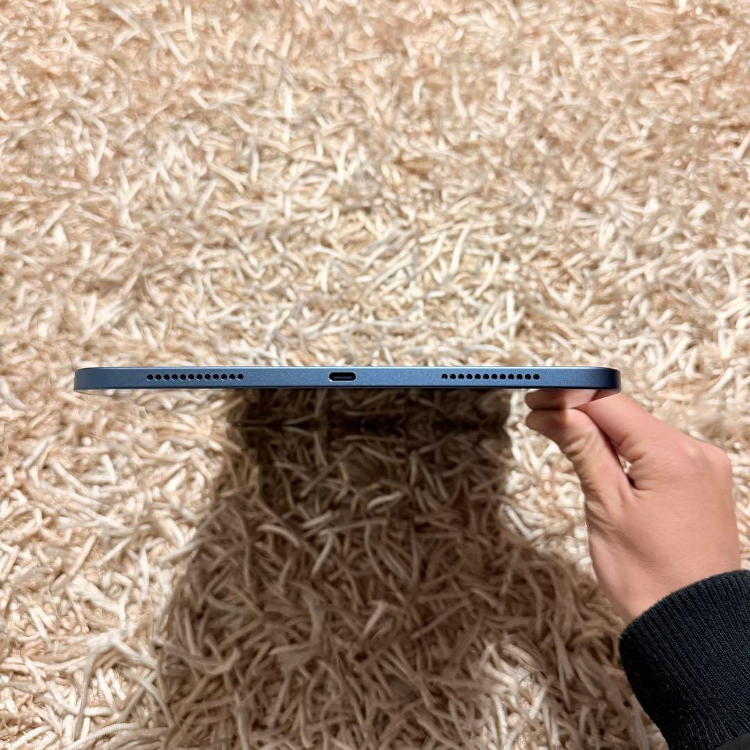 美品　Apple iPad 10世代 64GB Wi-Fi A2696