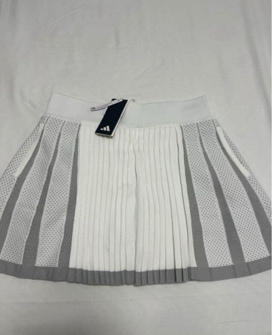 adidas ゴルフ　モックネック　長袖セーター スカート　セットアップ　XL