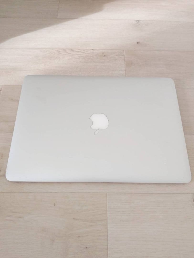 【バッテリー交換済】MacBook Air 13-inch,Early 2015