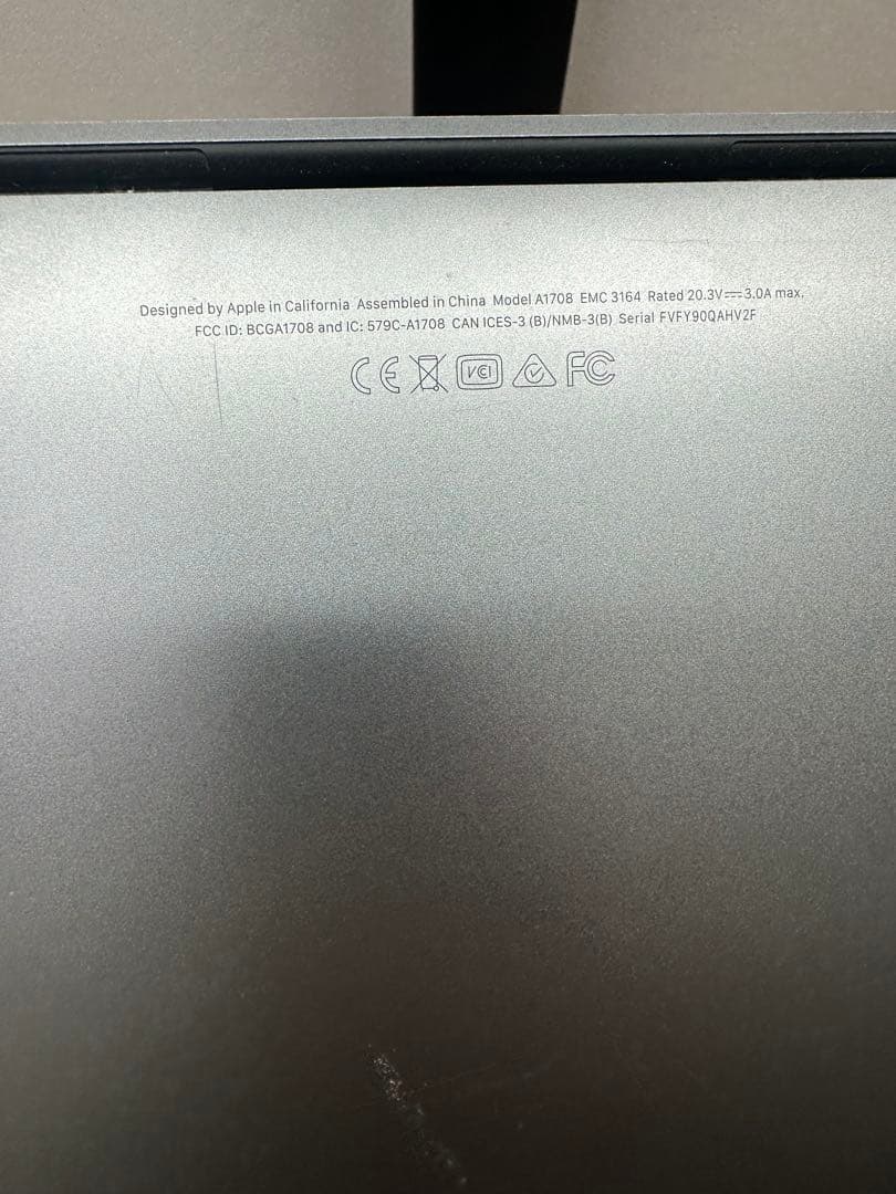 Macbook Pro まとめてジャンク品の出品