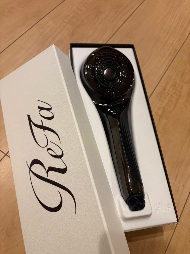 ReFa シャワーヘッド ブラック 最新！