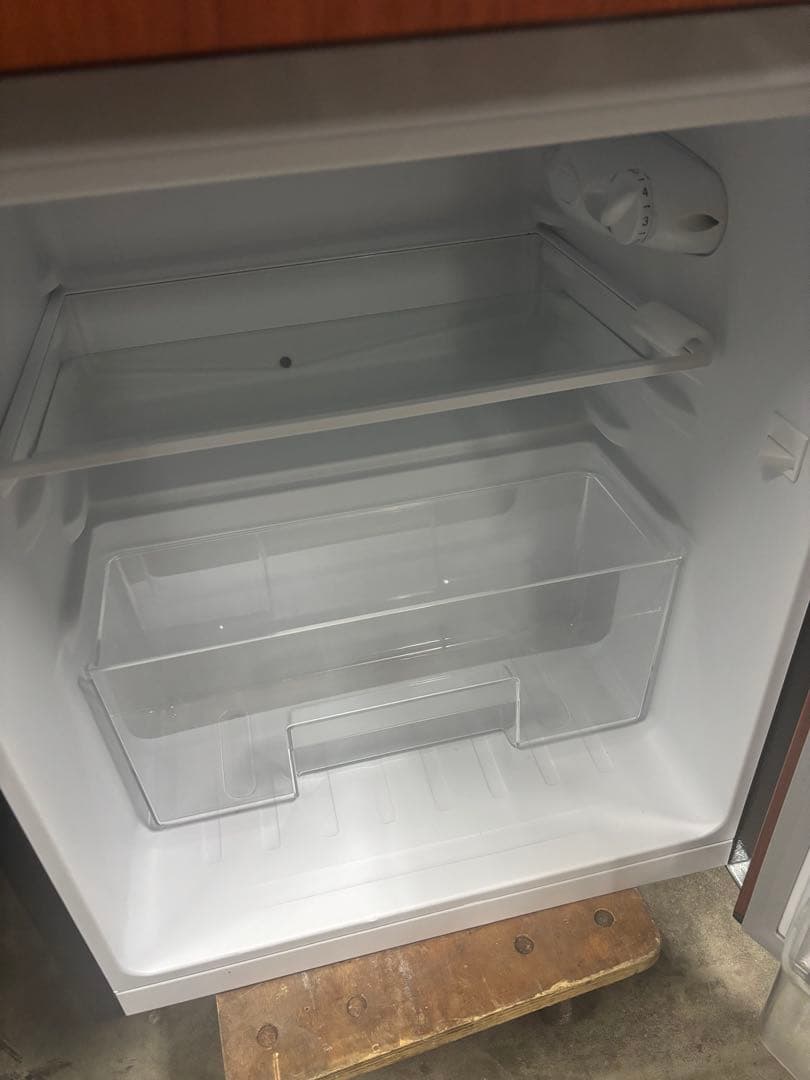 【比較的キレイ‼️】オーヤマ ノンフロン冷凍冷蔵庫 87Ｌ　PRC-B092D-M