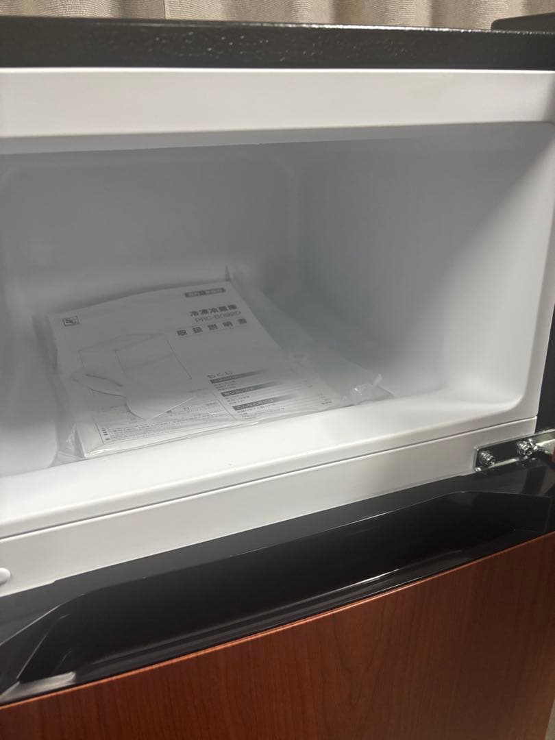 【比較的キレイ‼️】オーヤマ ノンフロン冷凍冷蔵庫 87Ｌ　PRC-B092D-M