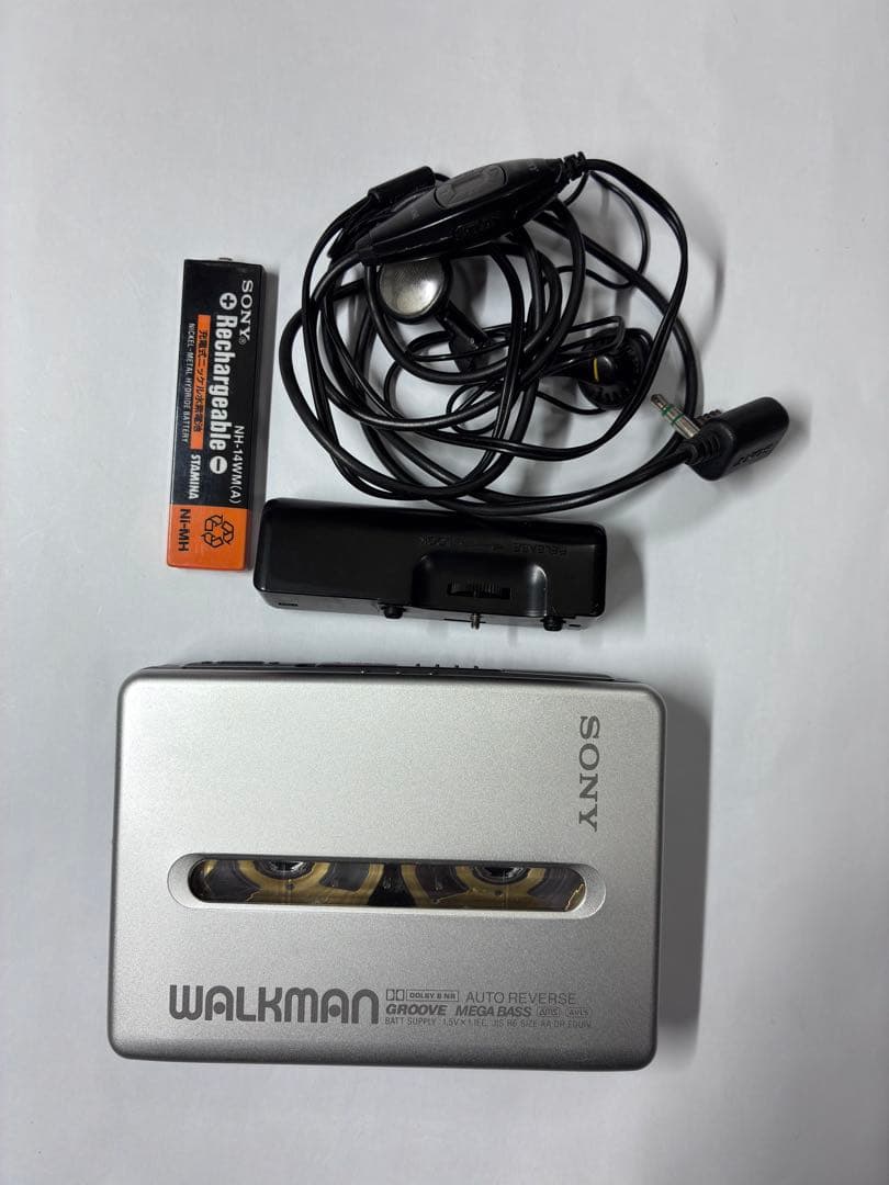 SONY WALKMAN カセットプレーヤー、WM-GX688、動作品