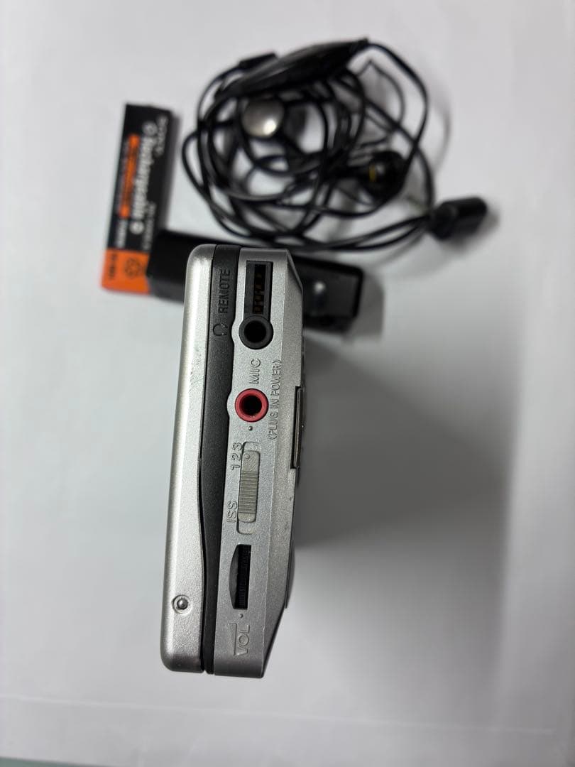 SONY WALKMAN カセットプレーヤー、WM-GX688、動作品