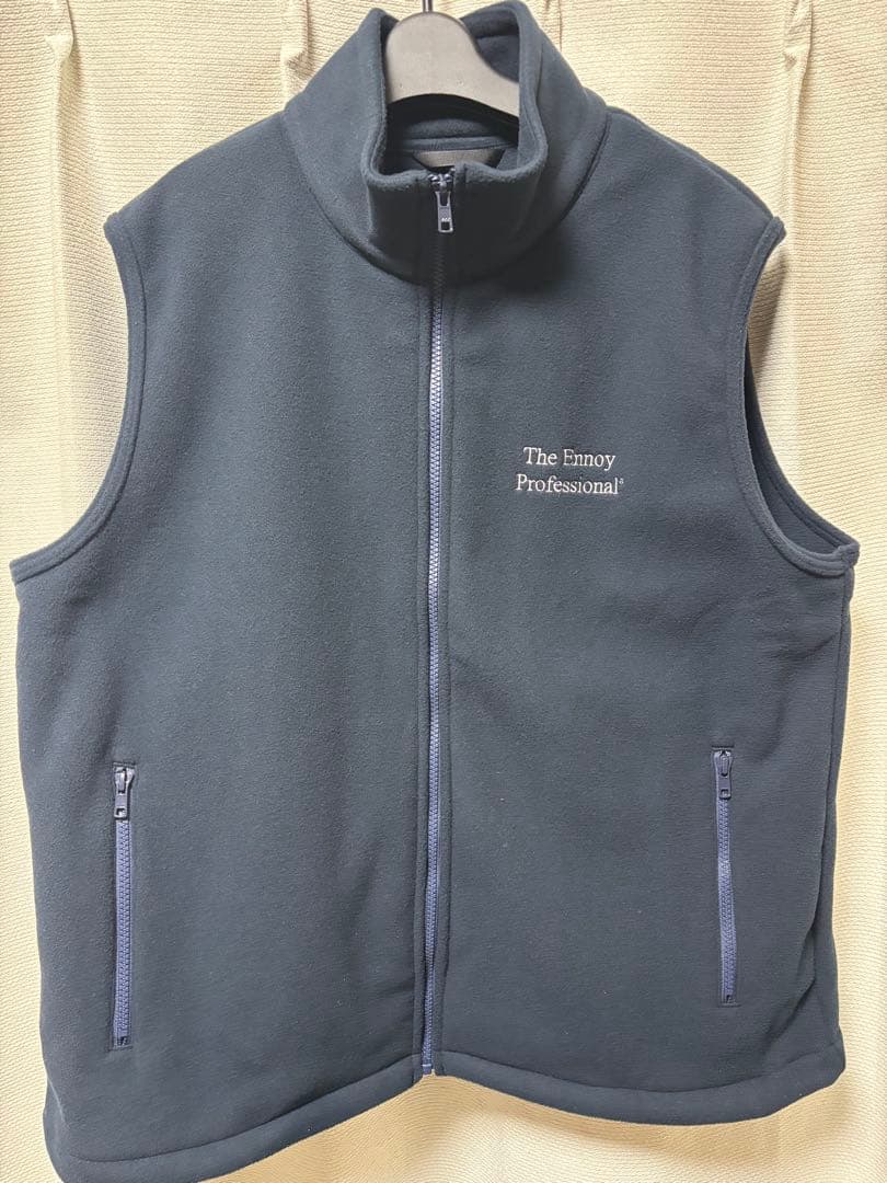 エンノイ　ベスト　Ennoy