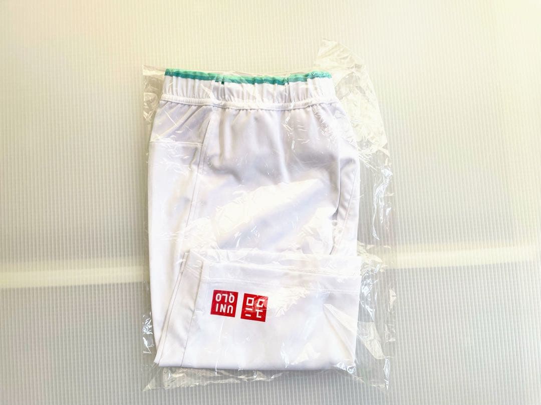 【新品レア】フェデラー ユニクロ上下セットテニスウェア サイズM ウィンブルドン