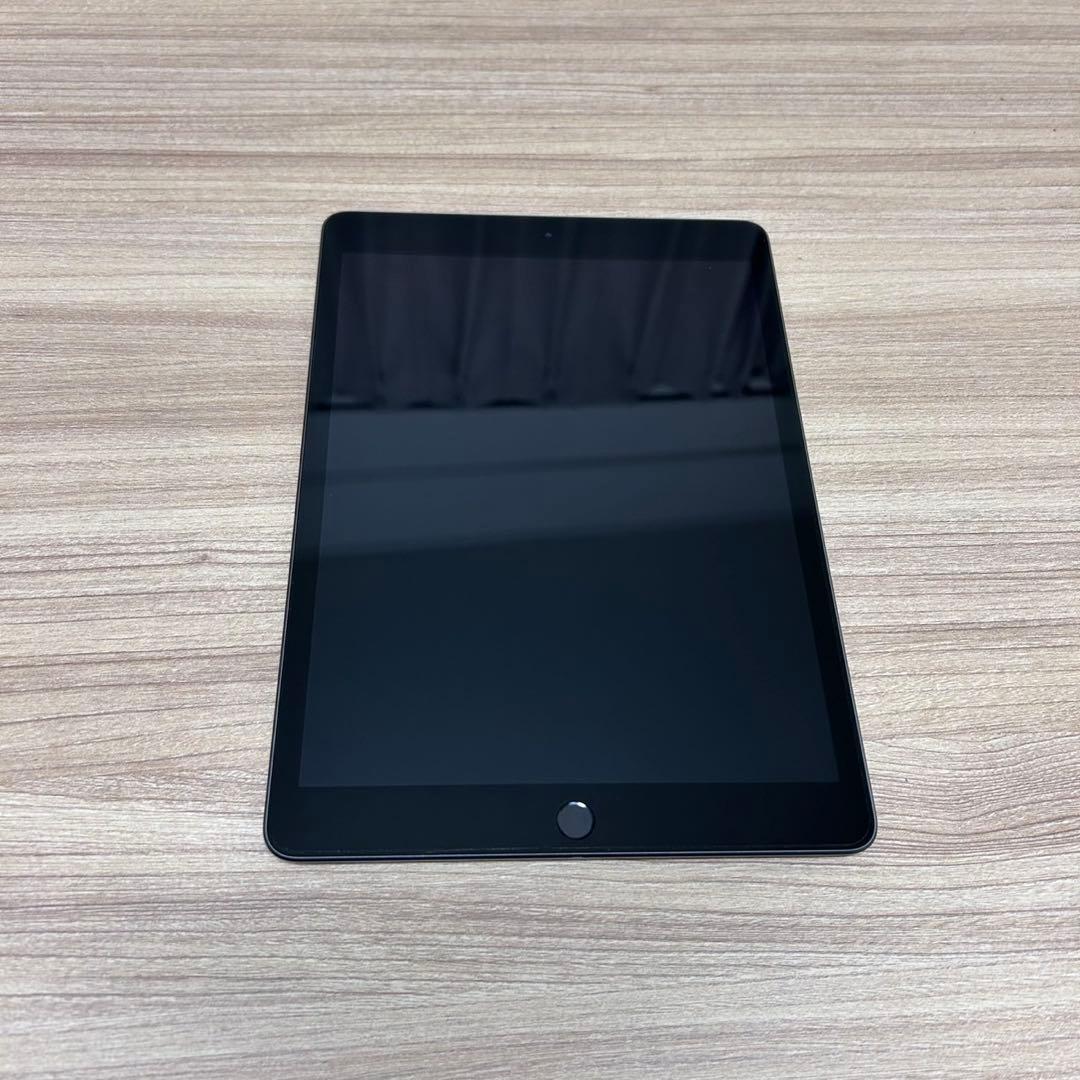 iPad 8 本体 第8世代 グレー 本体 APPLE