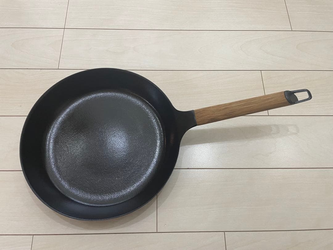 【S2456y】VERMICULAR 浅型フライパン 26㎝