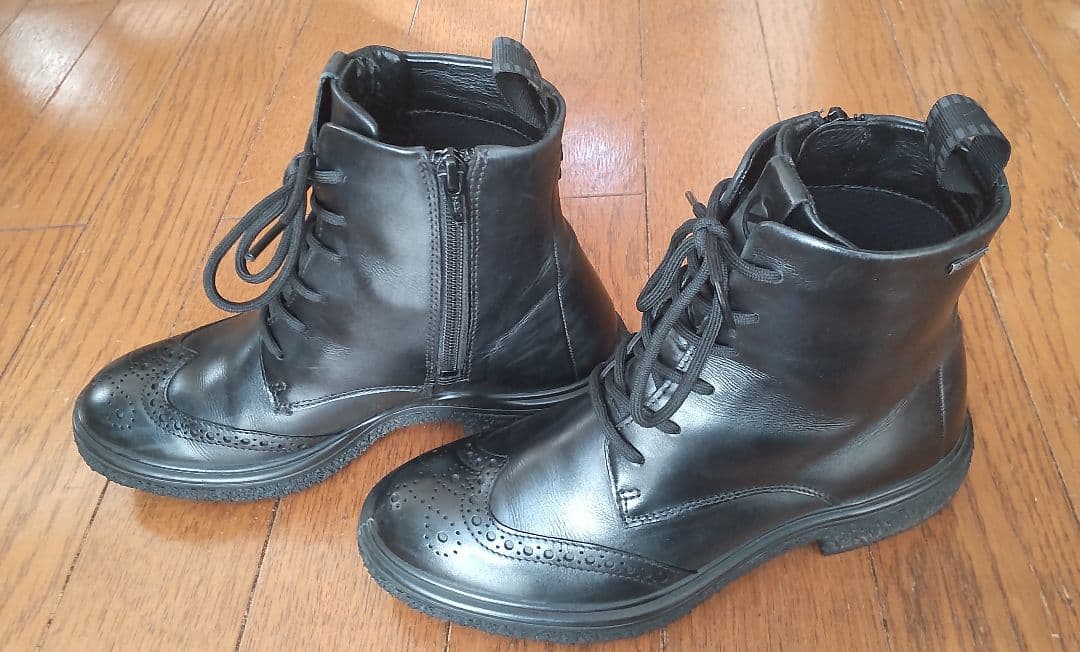 ecco エコー 黒レースアップブーツ サイドファスナー付き 23.5cm