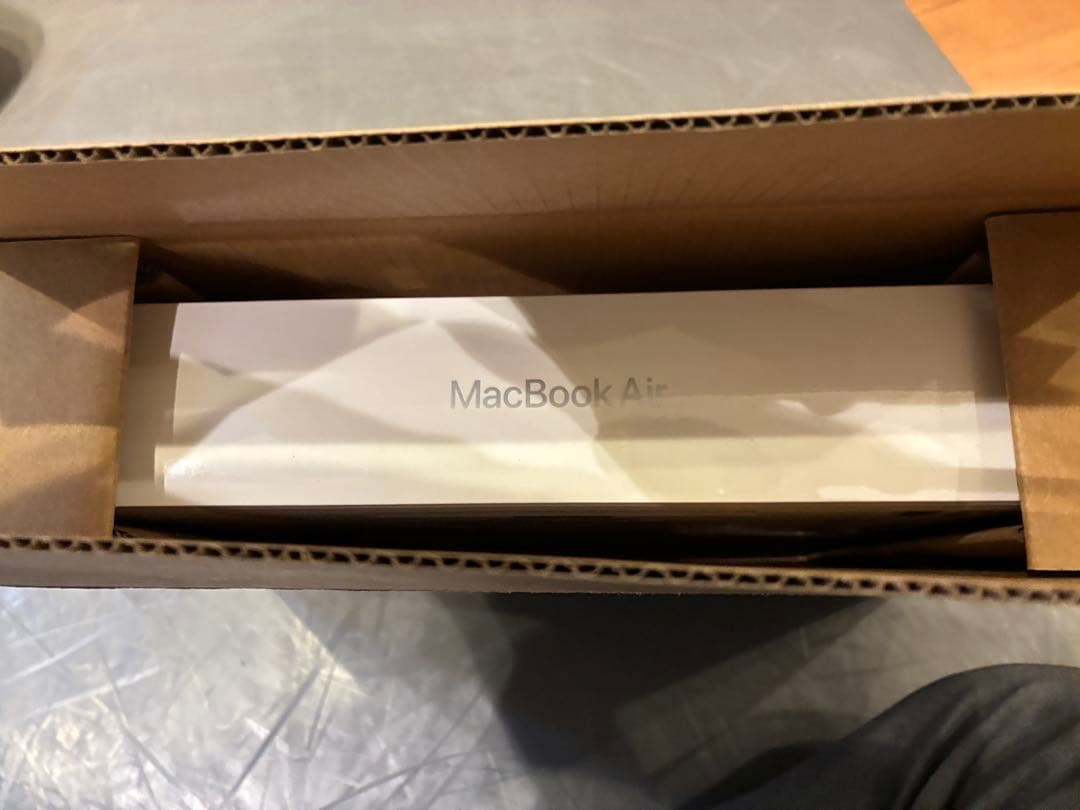 新品未開封　MacBook Air 13.3 MGN93J／A Apple M1